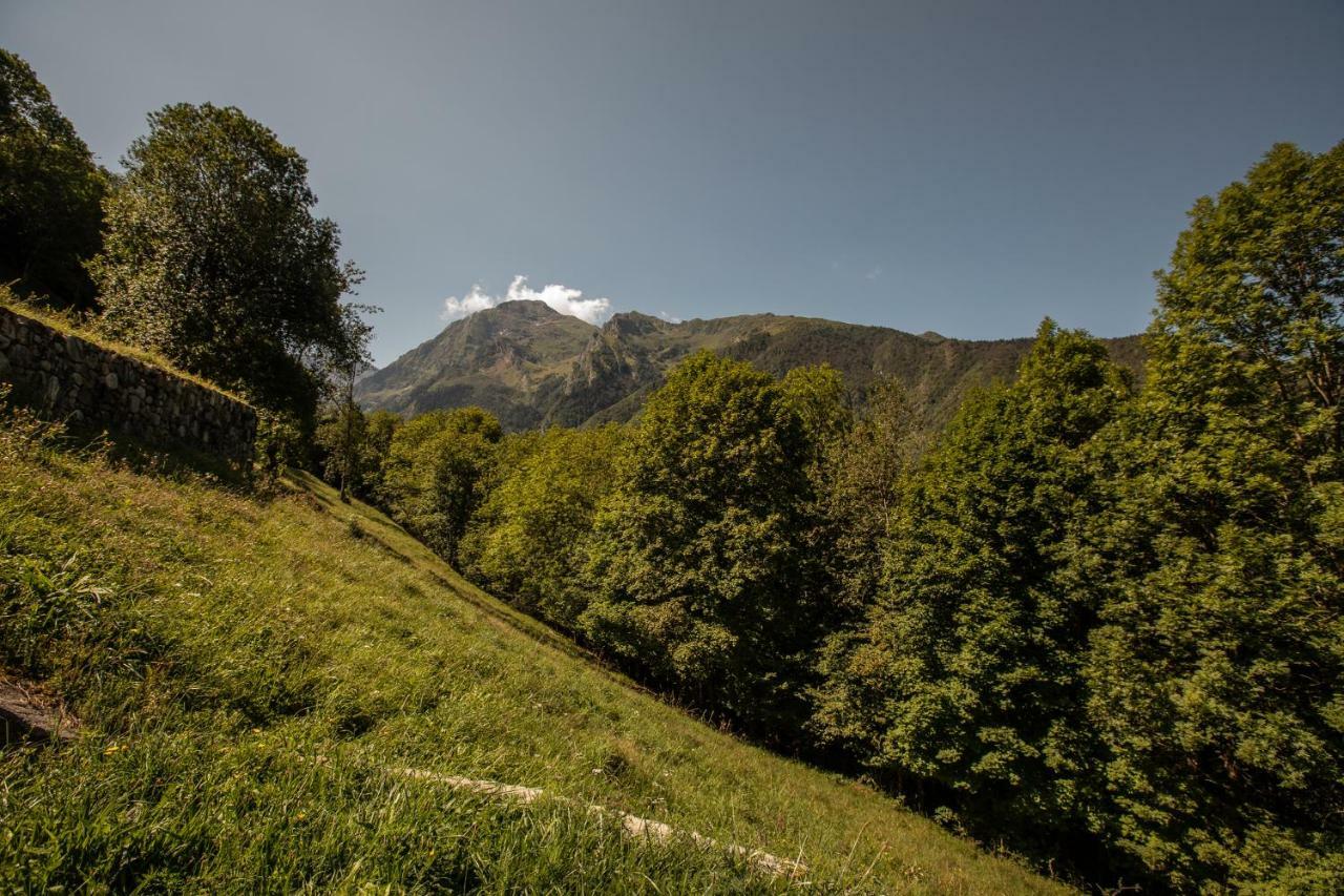Granges LASCOSTES isolées et insolites en montagne à Loudenvielle dans les HAUTES-PYRENEES du dimanche au dimanche en principe néanmoins pour des séjours entre 4 et 7 nuits contactez-nous par la messagerie Exterior foto